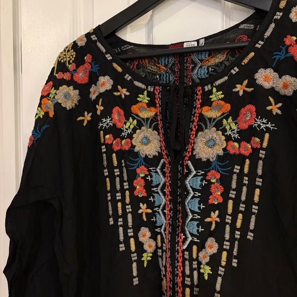 Johnny Was Black Embroidered Boho Tunic Top Long Sleeve Size L - Picture 9 of 9
